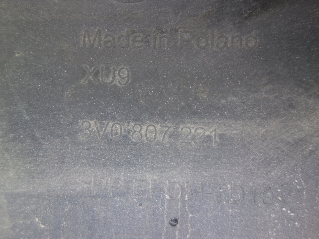 фото №6, Skoda superb 3v0 бампер перед 3v0807221 4x pdc