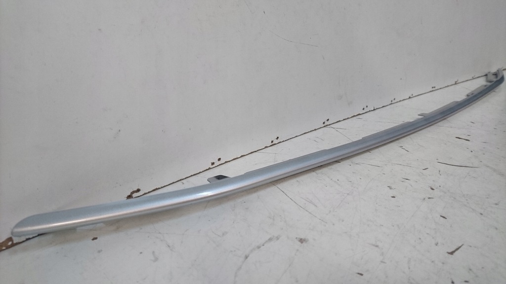 фото №10, Peugeot 301 молдинг решетка решётка бампера серебристая