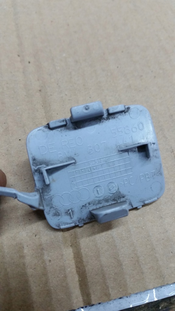 фото №3, Заглушка фаркоп бампера задня audi a3