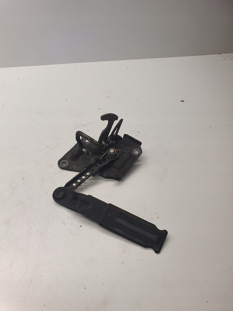 фото №1, Замок капот засов audi a6 c5 4b0823480f