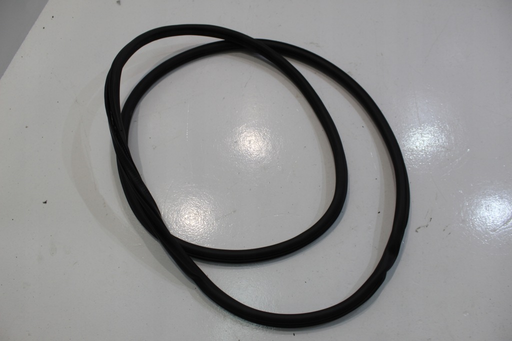 фото №1, Vw touareg 3 прокладка двері 760867911