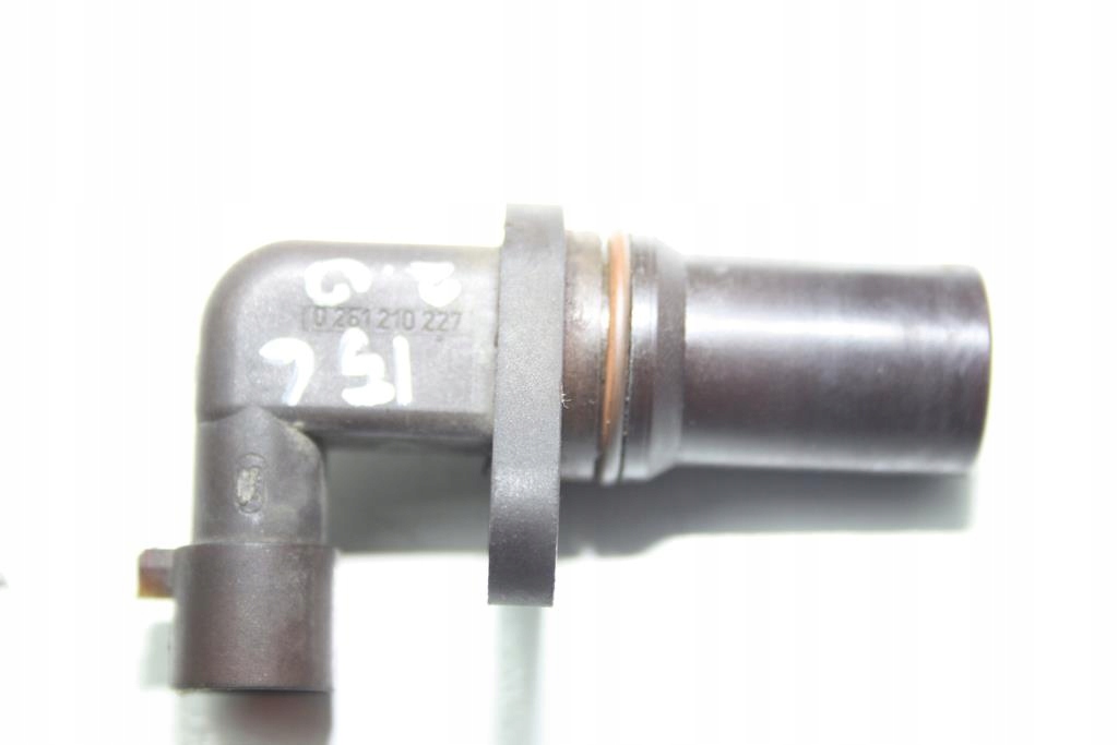 Купить Датчик положение вала коленчатого