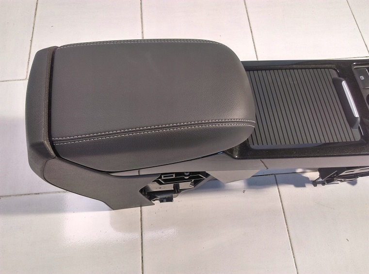 фото №2, Ford kuga підлокітник шкіра 2018 rok