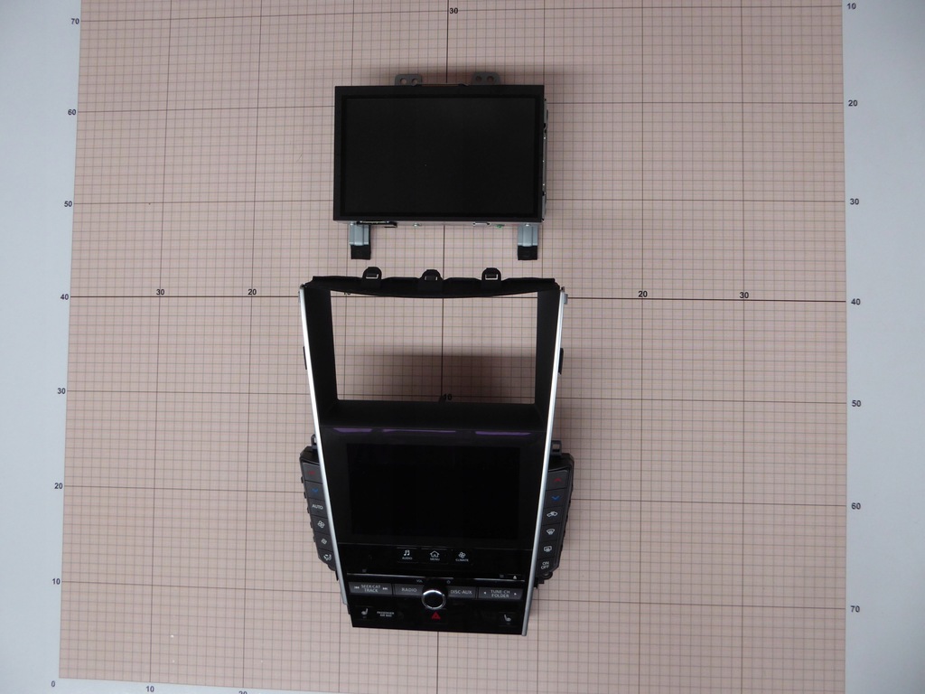 фото №1, Консоль панель дисплей infiniti q50 2014