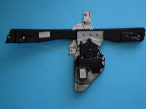 фото №1, Peugeot 508 - подъемник стекло перед левый оригинал