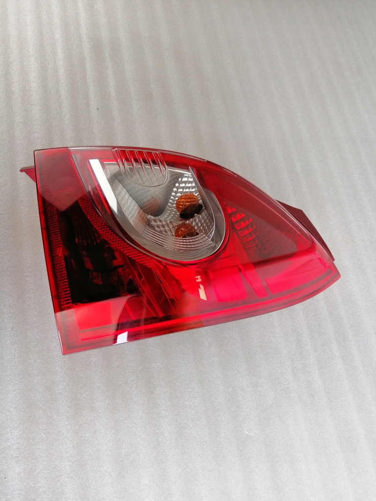 фото №9, Renault twingo ii лампа задняя