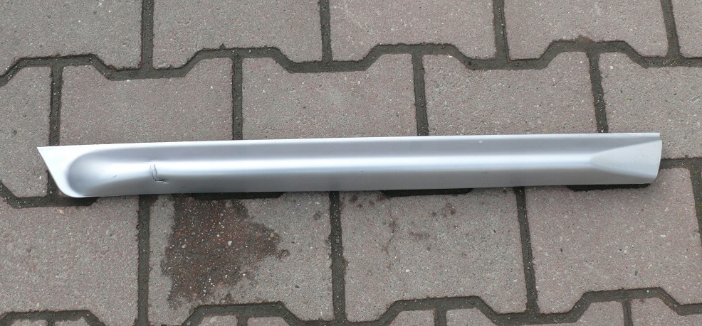 фото №1, Молдинг нижняя дверь правый задняя audi s6 a6 c5 lift
