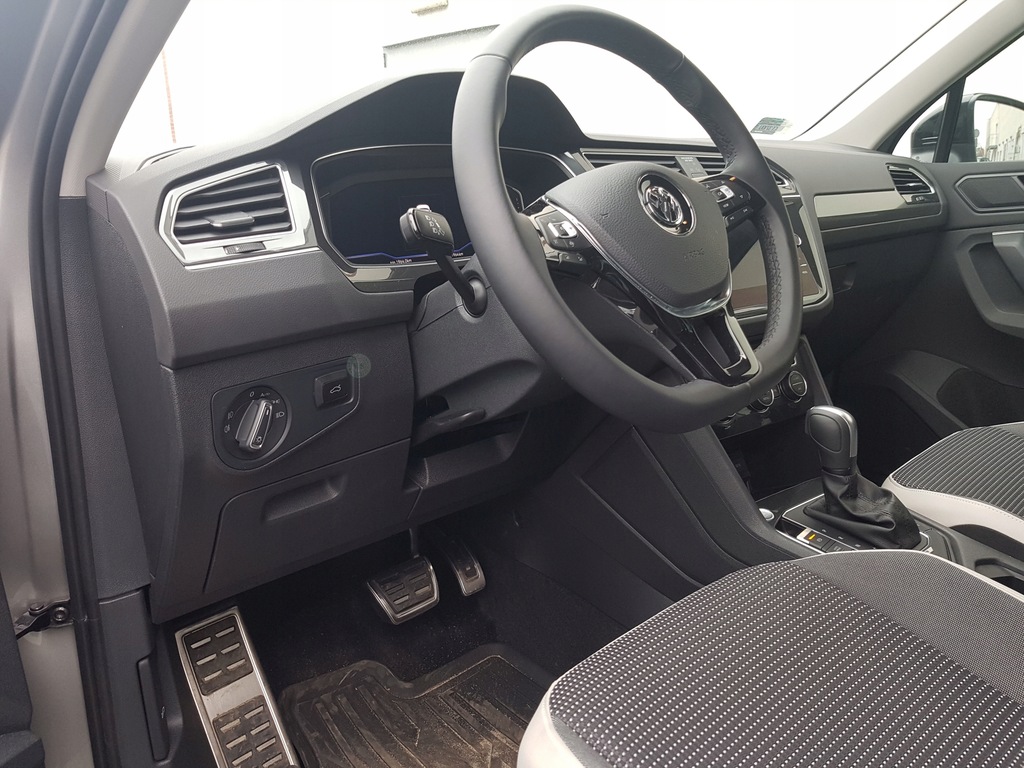 фото №11, Vs електрична кришка багажника багажника vw tiguan 2017