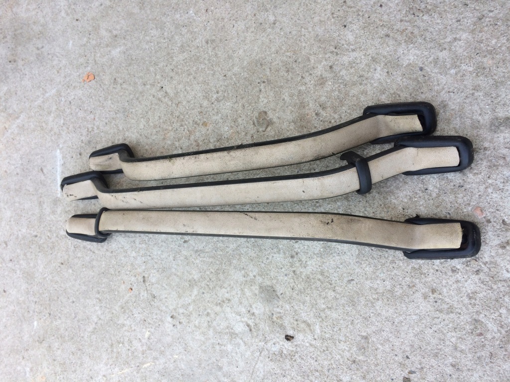 фото №1, Кронштейн ручка дах strachu mercedes w123 c123