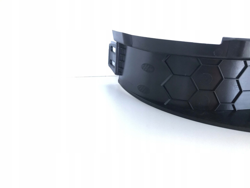 Накладка порог задняя правая пластиковая tesla x Цена