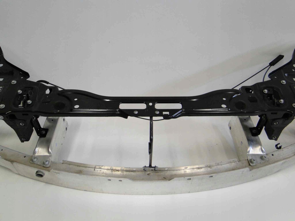 Mercedes e klasa w212 amg 212 рестайлинг  ремень передний америка Недорого