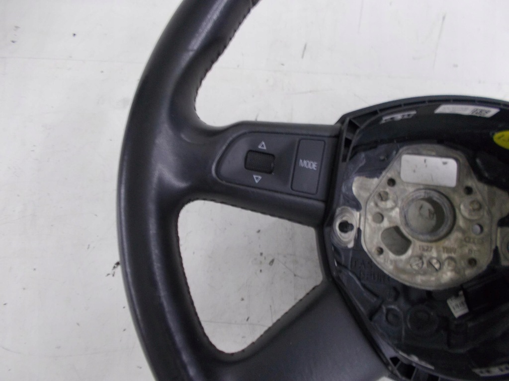 фото №4, Воздуховод кожа czarna multi audi a8 d3 lift