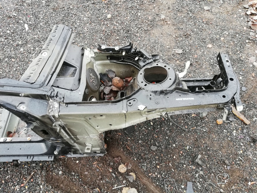 фото №4, Bmw 3 f30 f31 правый bok порог четверть кузов