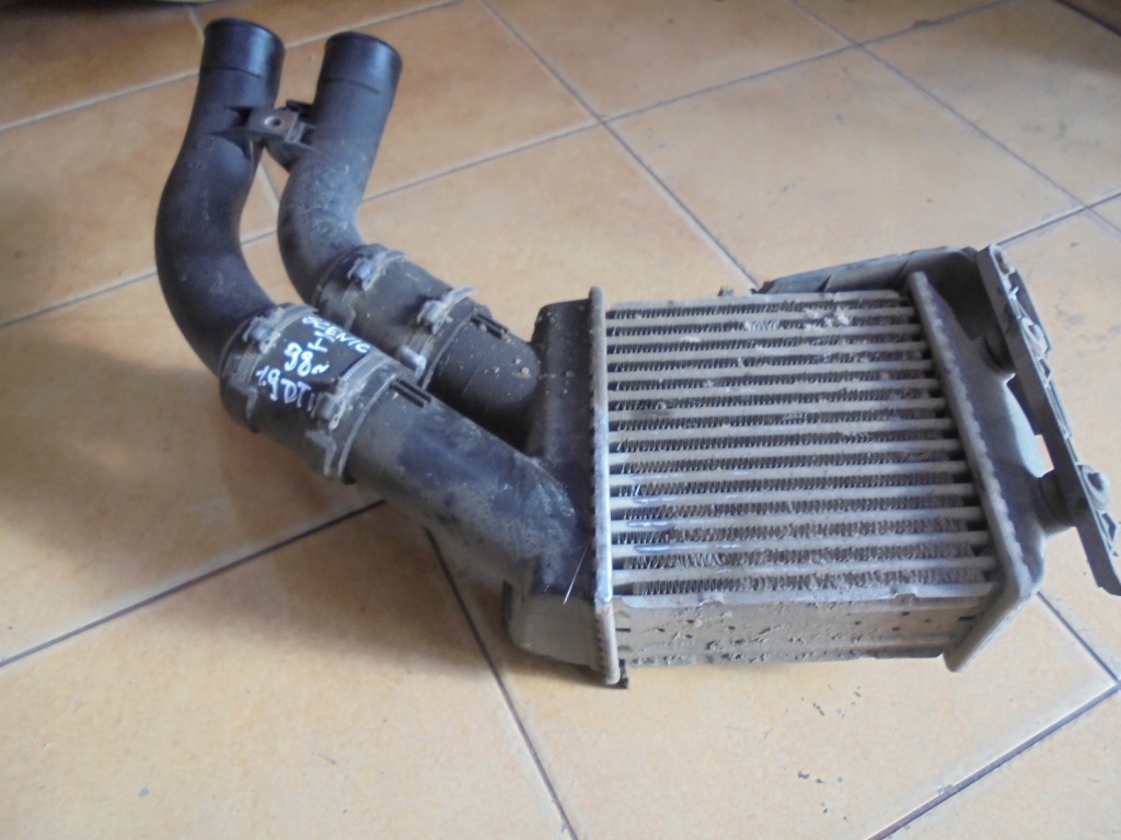 Радиатор интеркулер renault gama d 21675279 Доставка