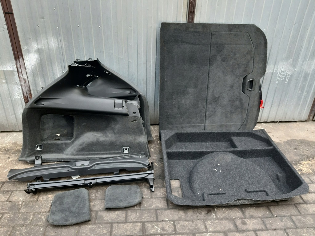 фото №1, Volvo xc60 пластик обшивка багажника 07-17