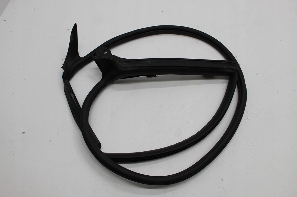 фото №1, Vw arteon прокладка двері лівий задня 3g8868119l