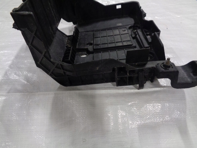 фото №5, Megane scenic ii 2 основание аккумулятор 8200467409