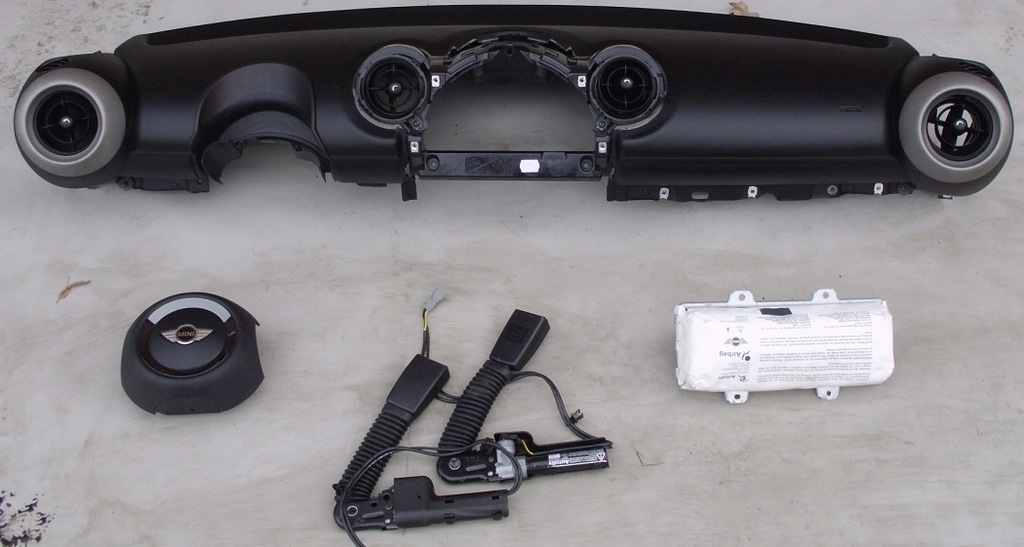 фото №1, Mini r60 countryman приборная панель ремни подушки безопасности подушка безопасности