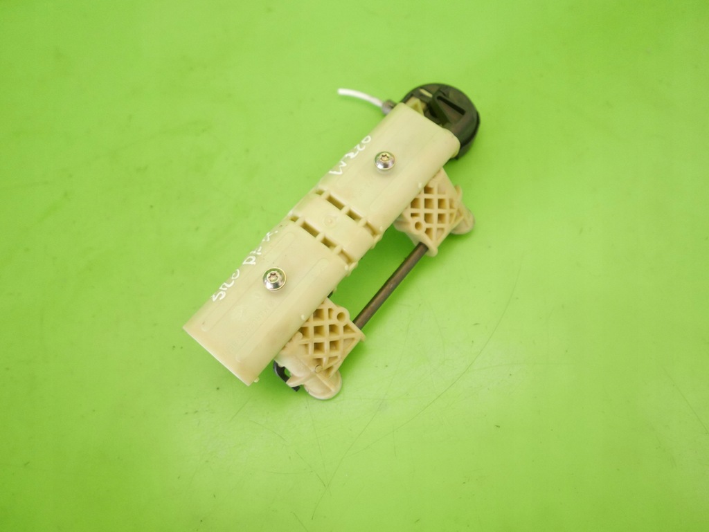 фото №5, Механизм подголовник задняя середина mercedes w220 s400