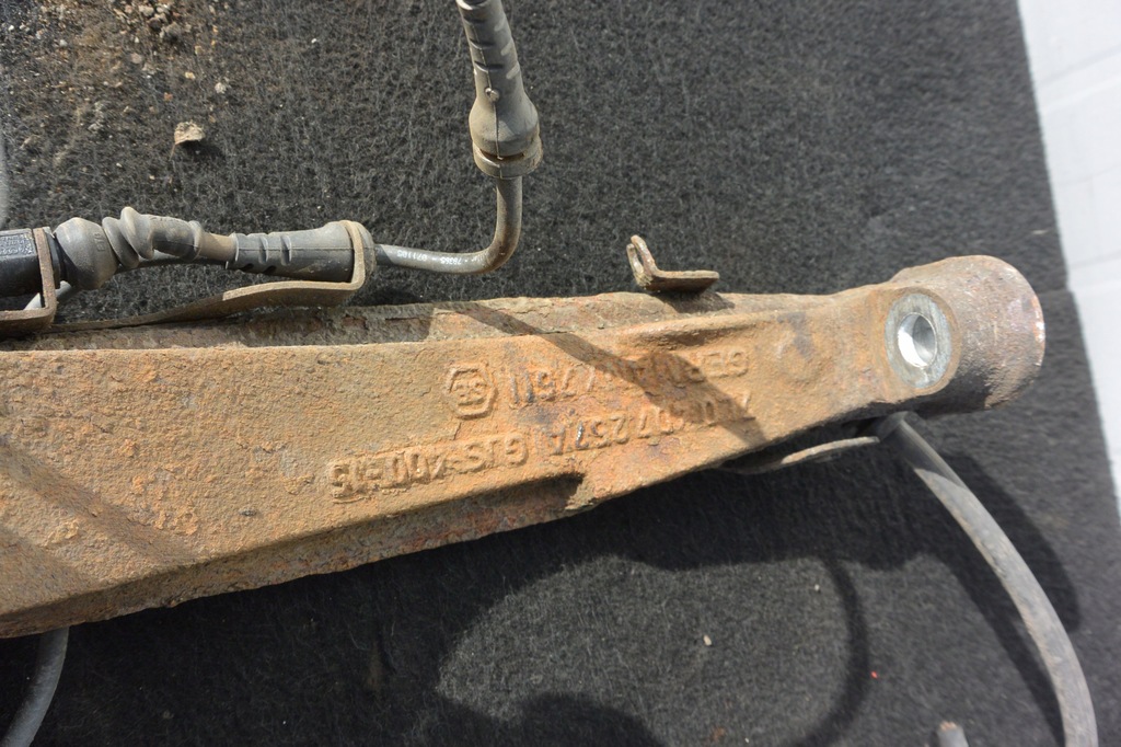 фото №7, Поворотний кулак перед 3.0 tdi audi q7 touareg 4l 7l