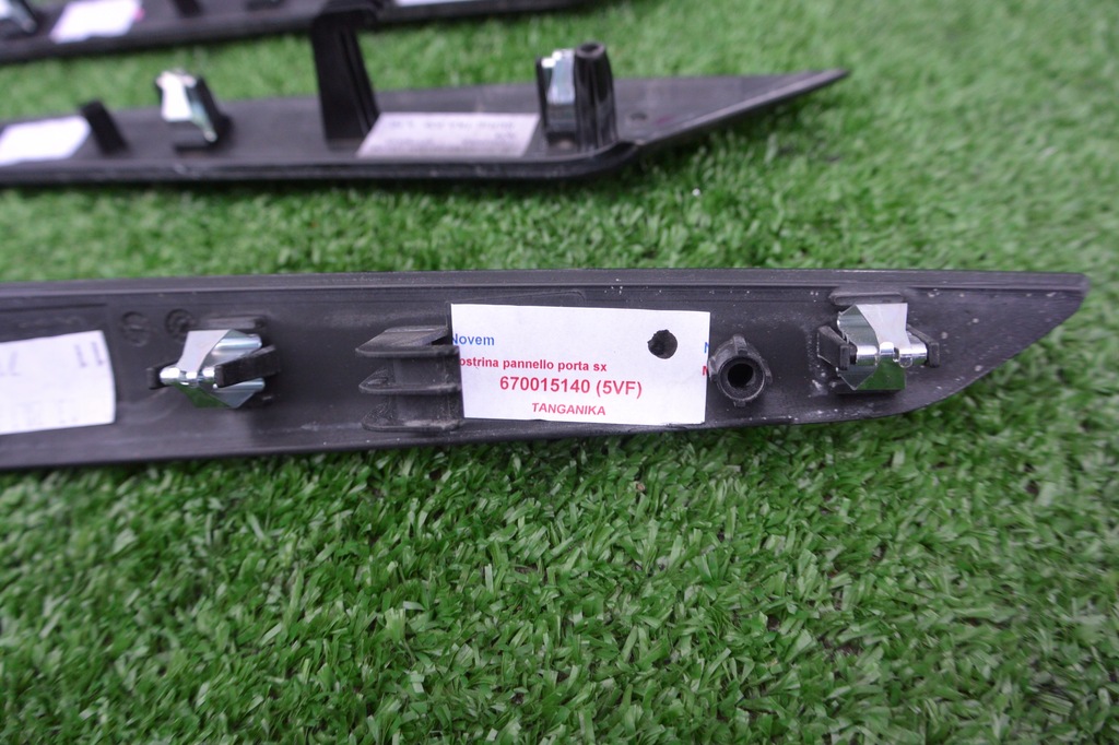 фото №13, Молдинг обшивка двері maserati quattroporte ghibli