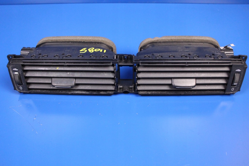 фото №1, Volvo s80 ii v70 06- решётка обдув воздуха