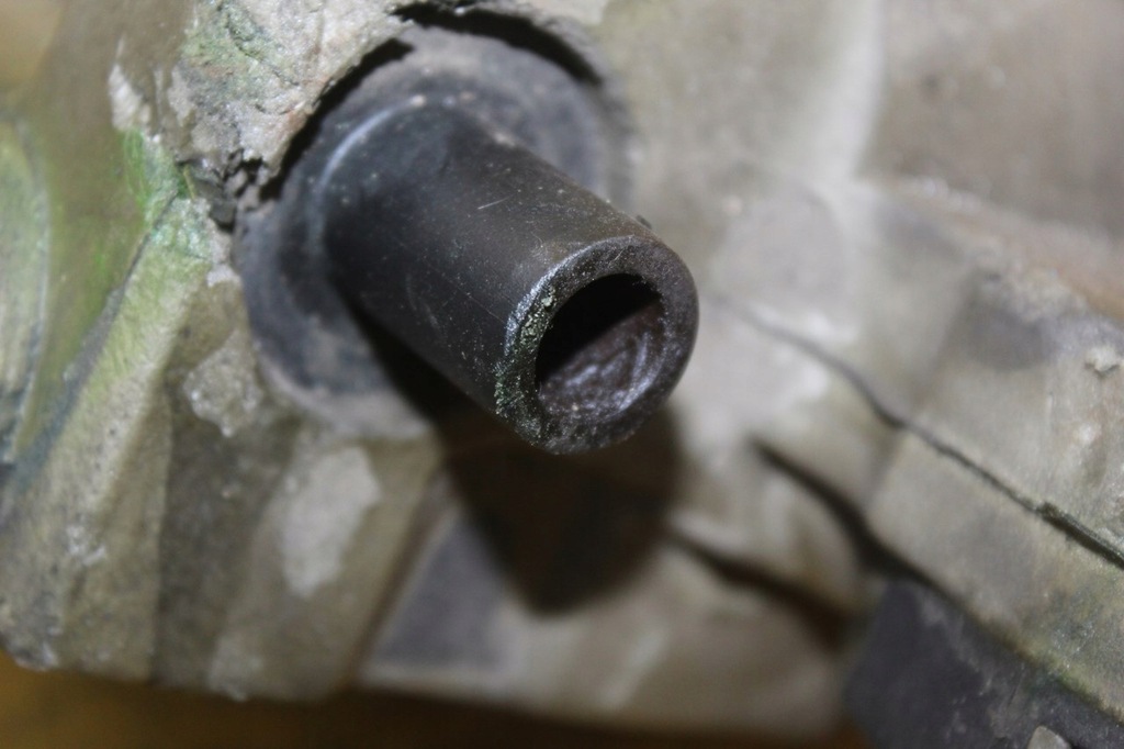 фото №6, Вентиляція картера оливи масляна volvo v70 2.4 b b5244s2