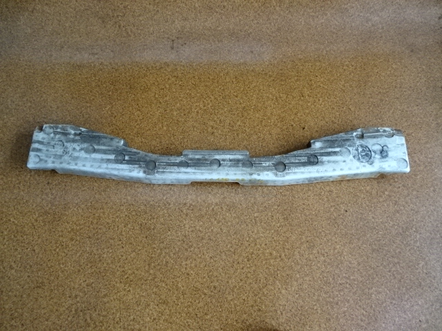 фото №1, Land cruiser 120 04r пена абсорбер бампера задняя