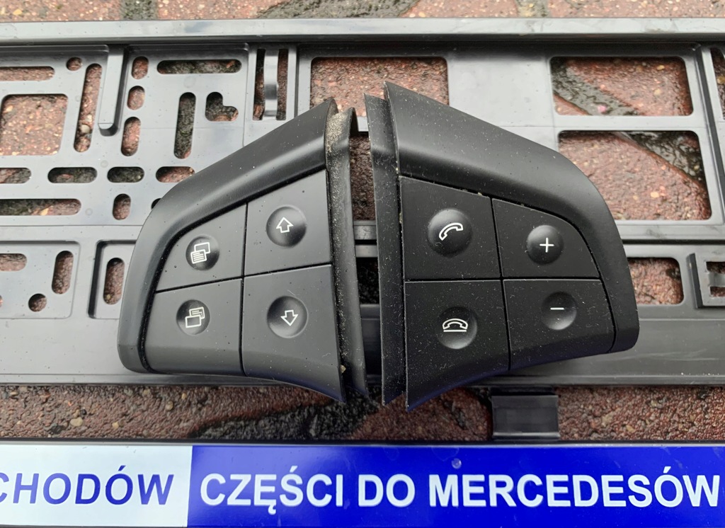 фото №1, Mercedes r klasa w251 кнопка керма ładne!