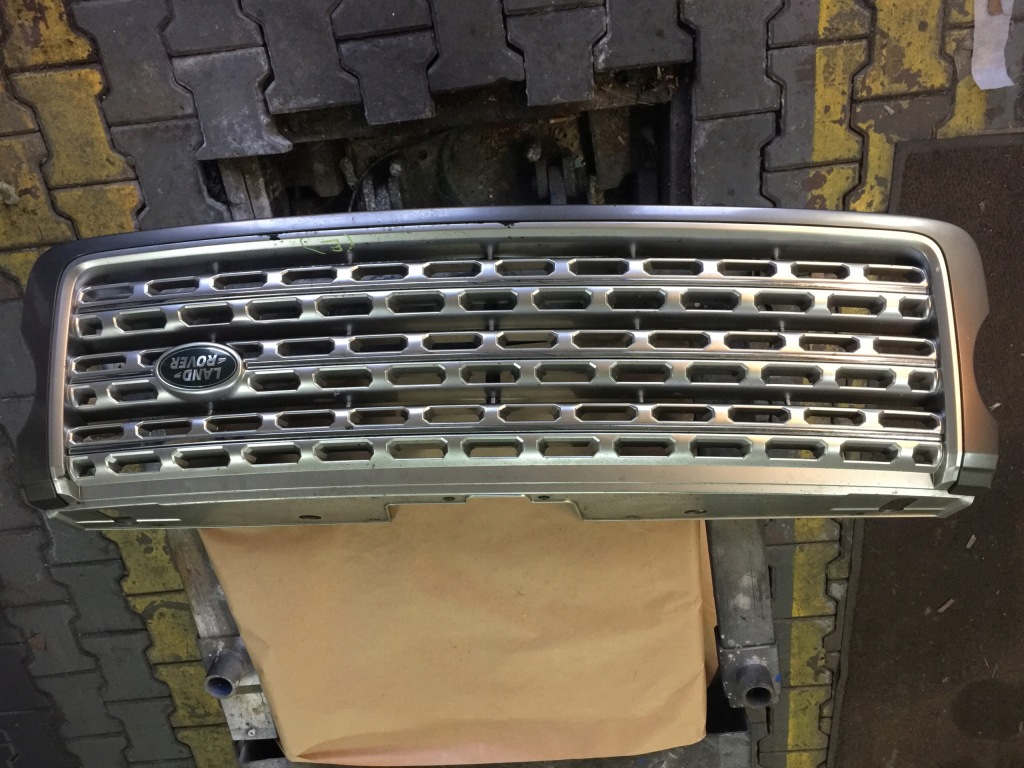 фото №1, Решётка радиатора решётка радиатора land rover range rover l405