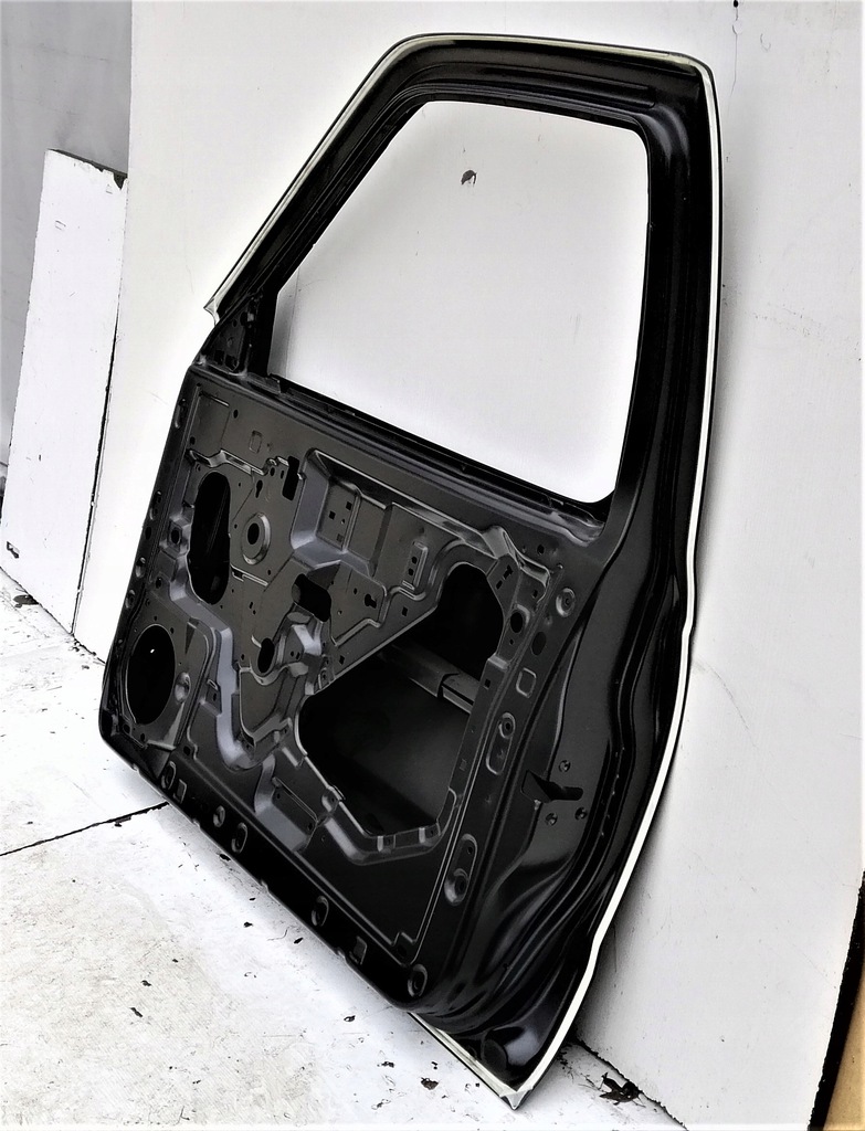 фото №9, Nissan navara ii d22 дверь правое перед nowe 0rg