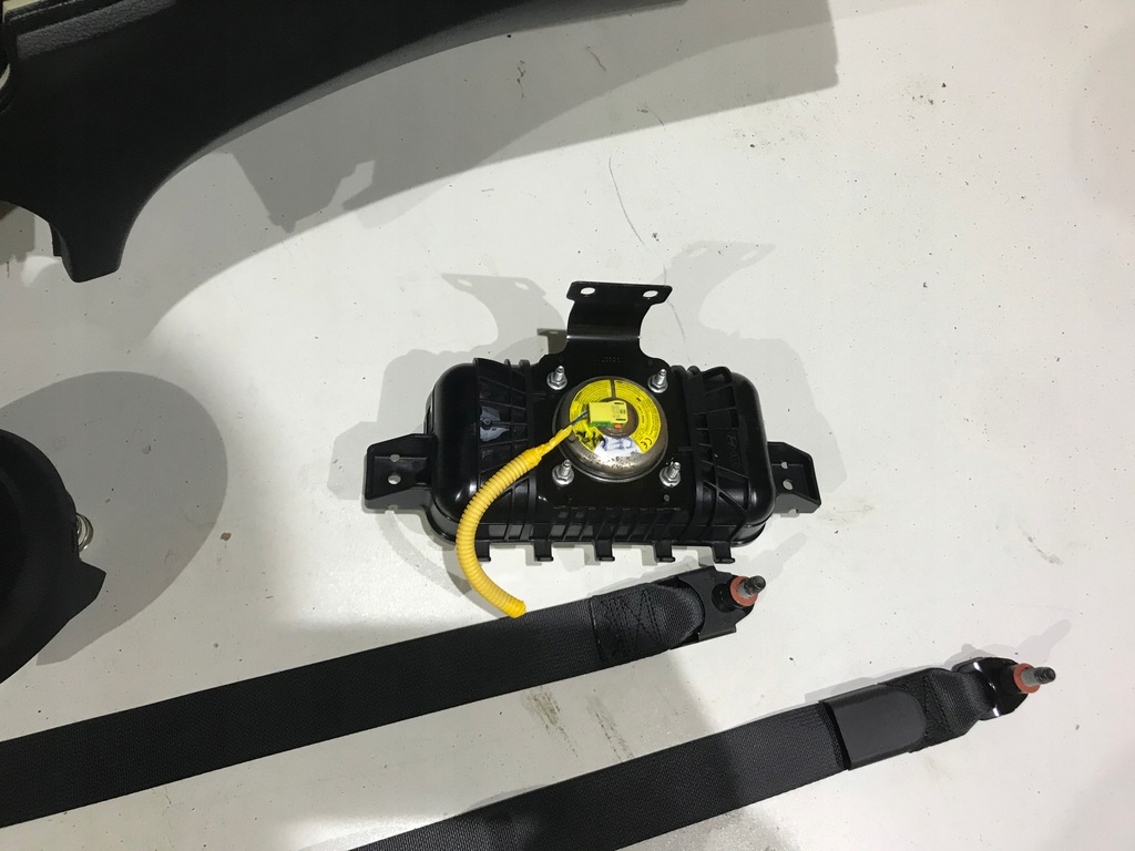 фото №6, Kia cerato приборная панель консоль подушка безопасности подушки безопасности ремни оригинал демонтаж