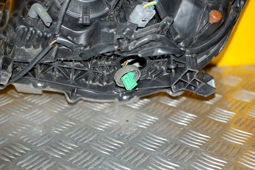 фото №4, Mitsubishi asx 2010- ксенон фара лампа перед r