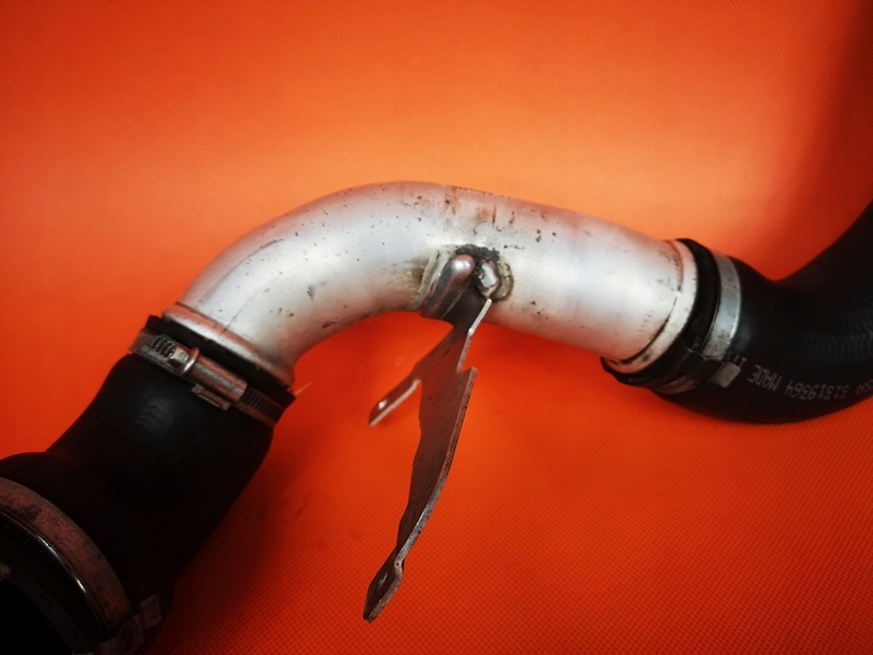 фото №8, Volvo v40 ii d3 труба шланг воздуха 31319795