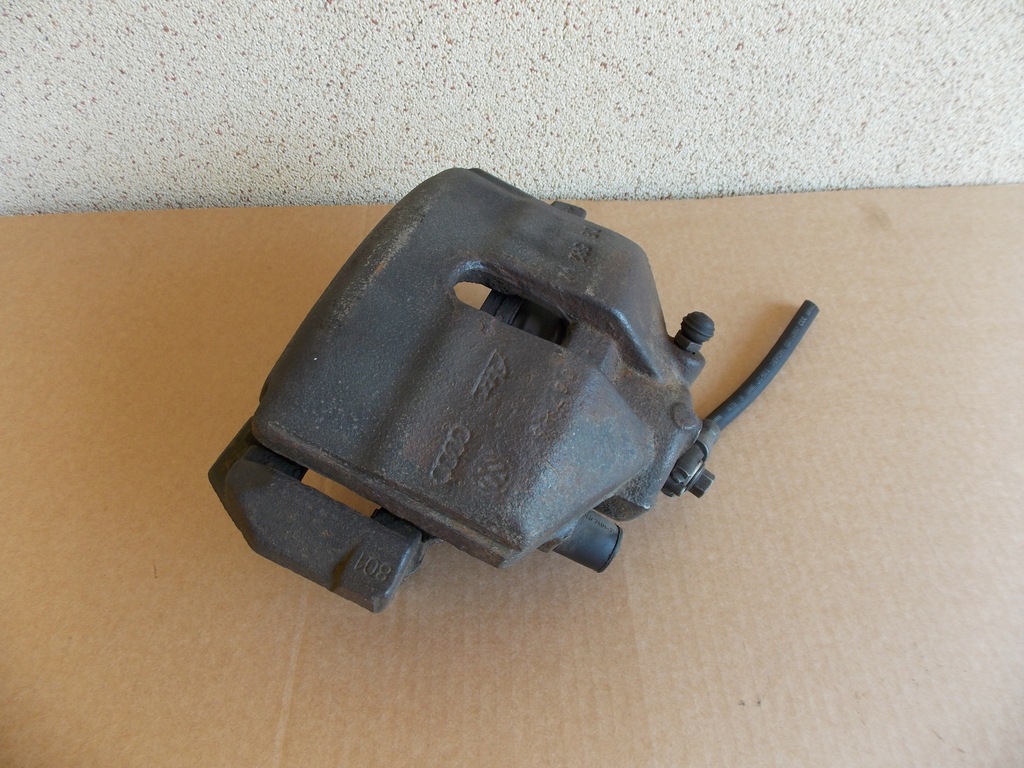 фото №1, Vw golf v plus суппорт тормозной правый перед