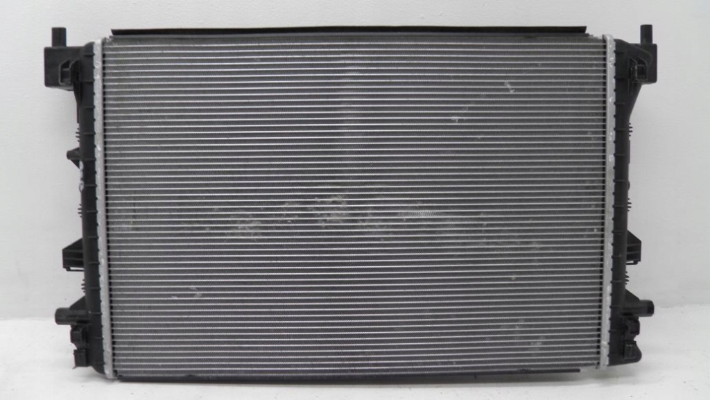 Радиатор воды vw tiguan 2 ad golf vii 5qm121251j в Украине