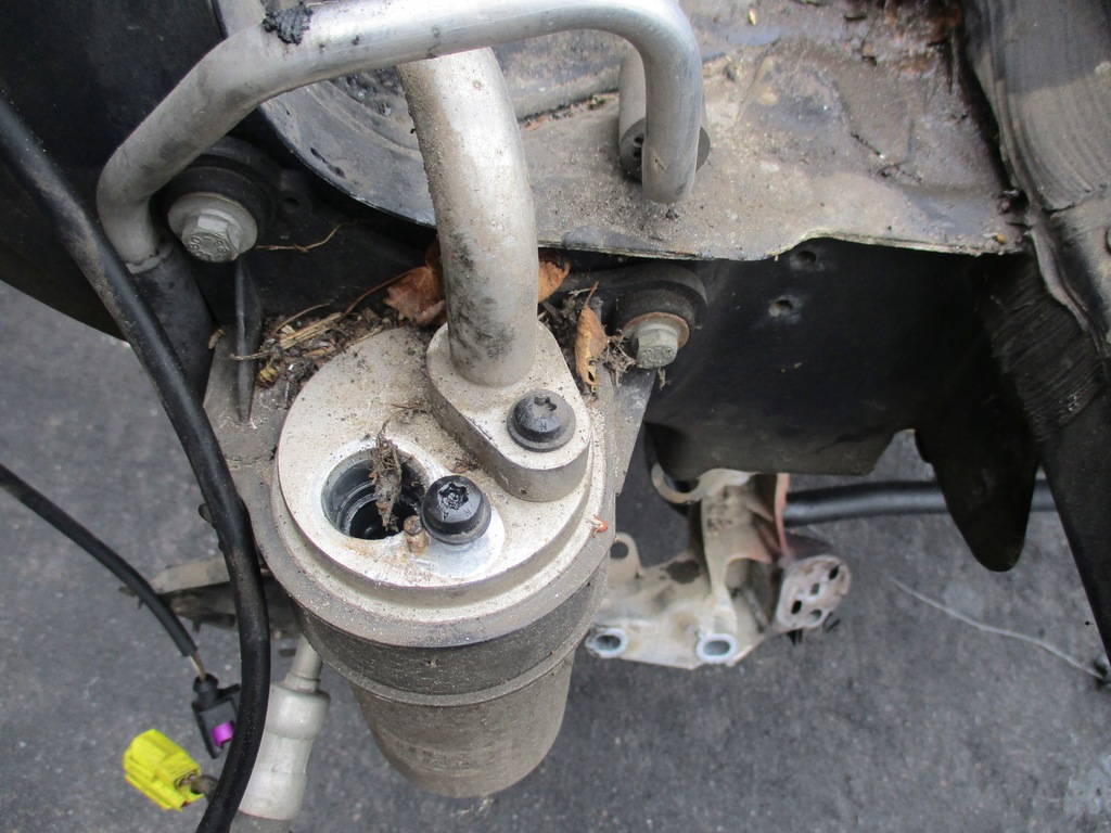 фото №3, Audi a4 b7 1.9 tdi осушувач конденсатор 8e0820193p