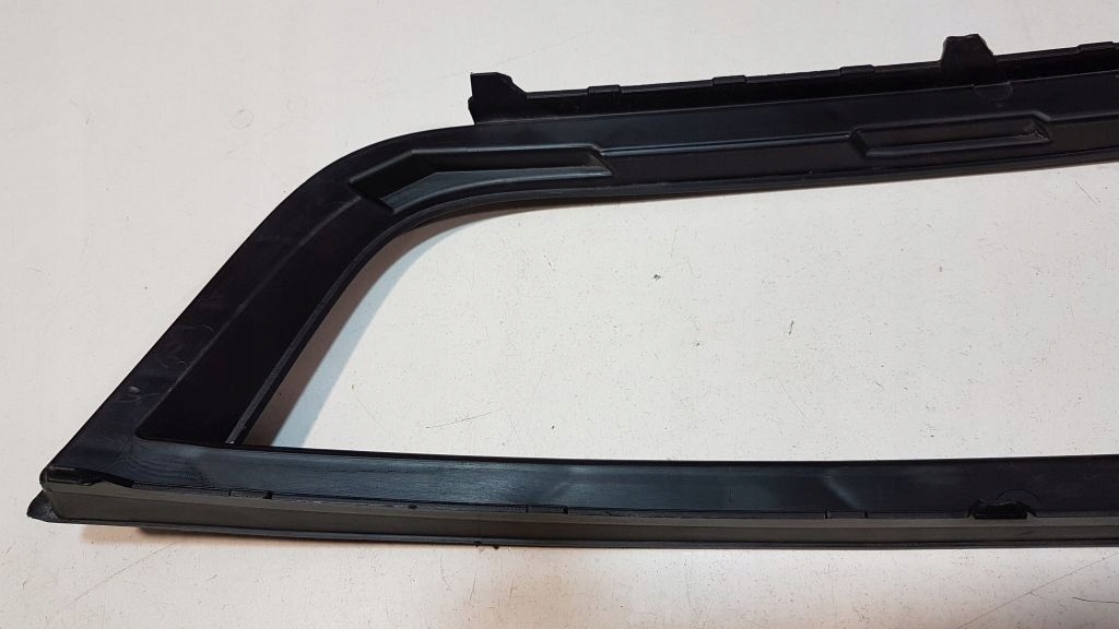 фото №6, Решітка бампера skoda octavia iii права 5e0807682