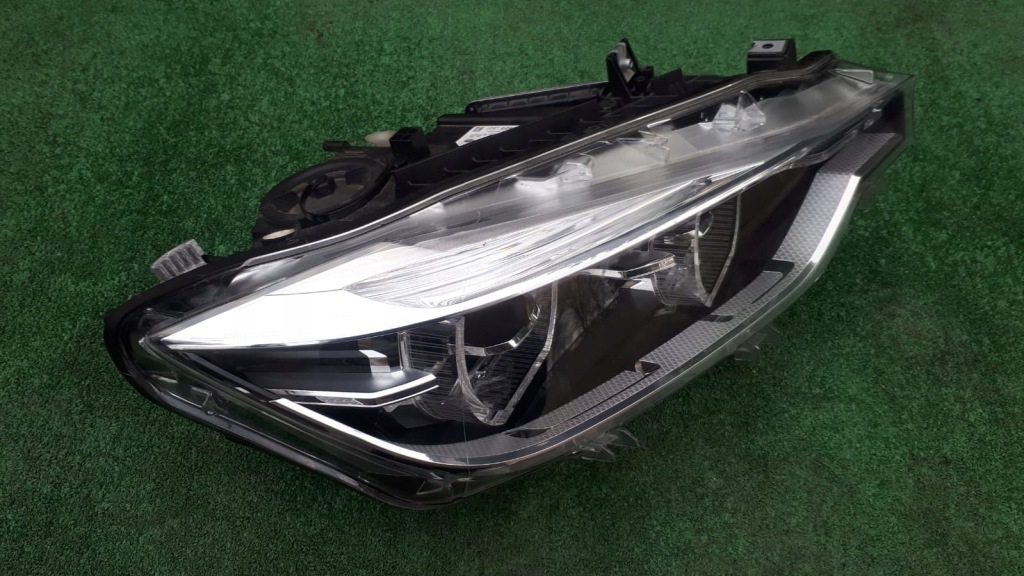 фото №2, Bmw 3 f30 f31 lift full led лампа передняя kpl