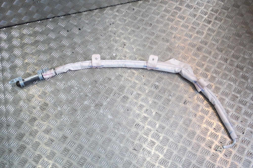 фото №1, Права шторка безпеки mercedes w190 gt amg a1908600202