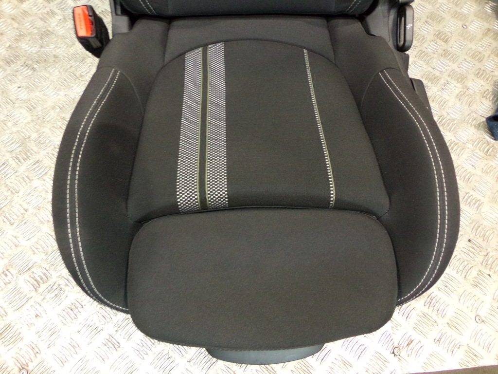 фото №8, Mini f60 jcw countryman обивка сиденья заднее сиденье обшивки