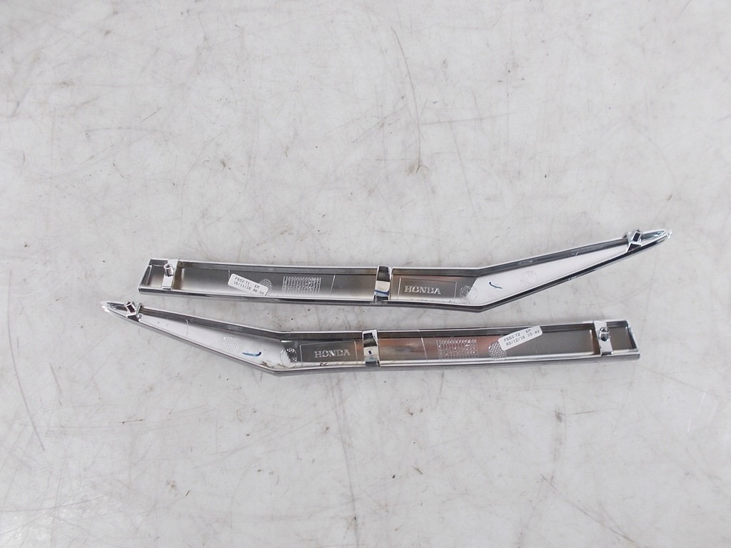 фото №3, Молдинг решітка хром решітка радіатора honda h-rv hrv 2