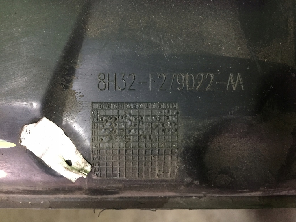 фото №4, Range rover sport 09-13 правое задние подкрылок