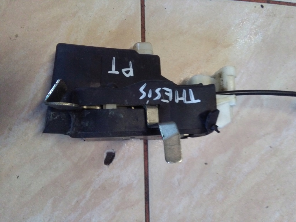 Замок трос с дверь задняя правый lancia thesis 6pin+2 оригинальный номер Оригинал