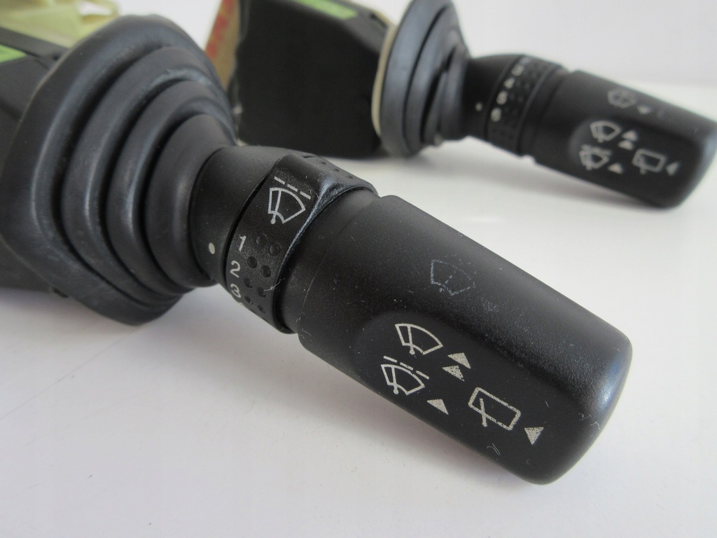 фото №16, Переключатель дворник ford mondeo mk1 93bg17k478