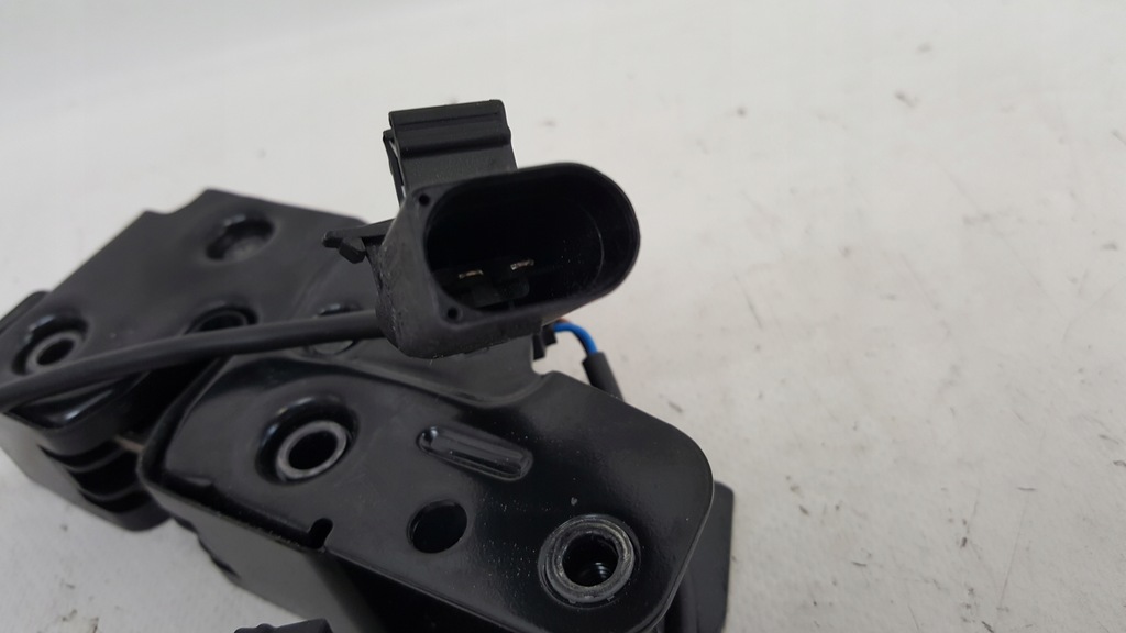 фото №5, Audi a4 b8 8k0 замок капот перед 2008-2015r