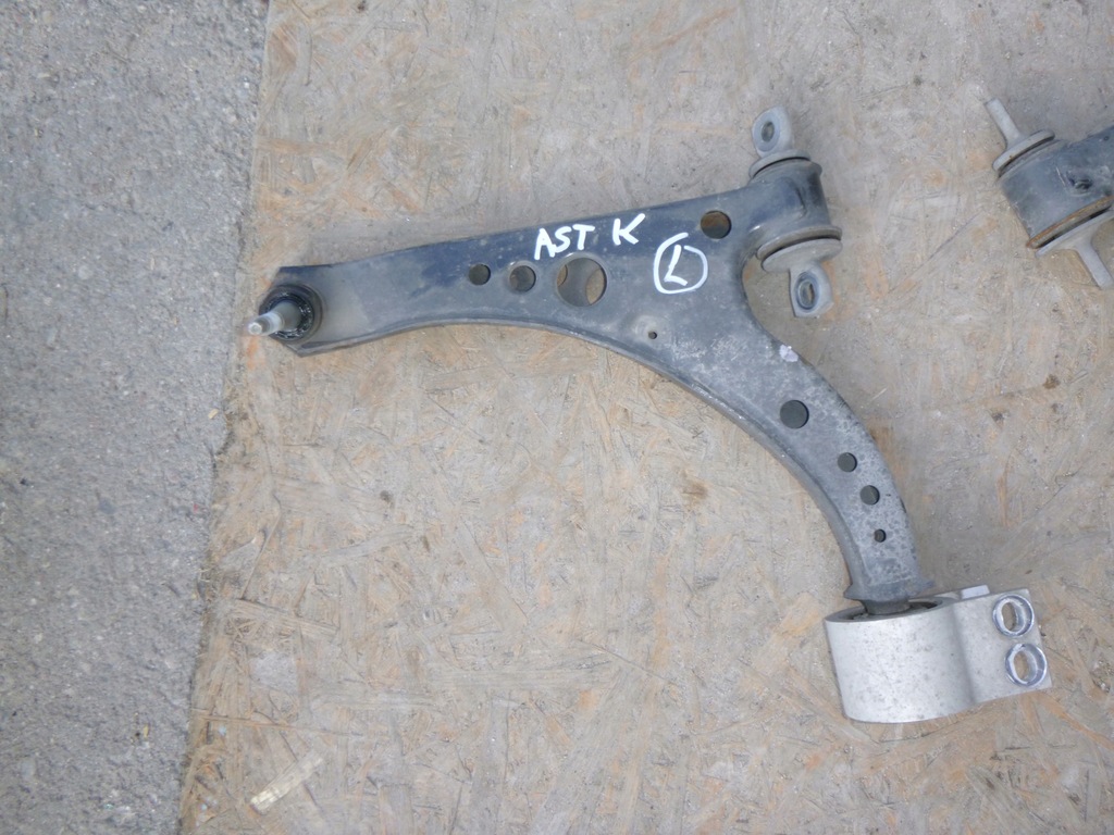 фото №1, Важіль лівий astra k astra 5 opel