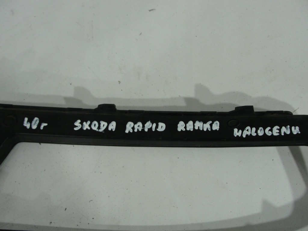 фото №6, Решітка рамка протитуманної фари ліва skoda rapid 5ja307681