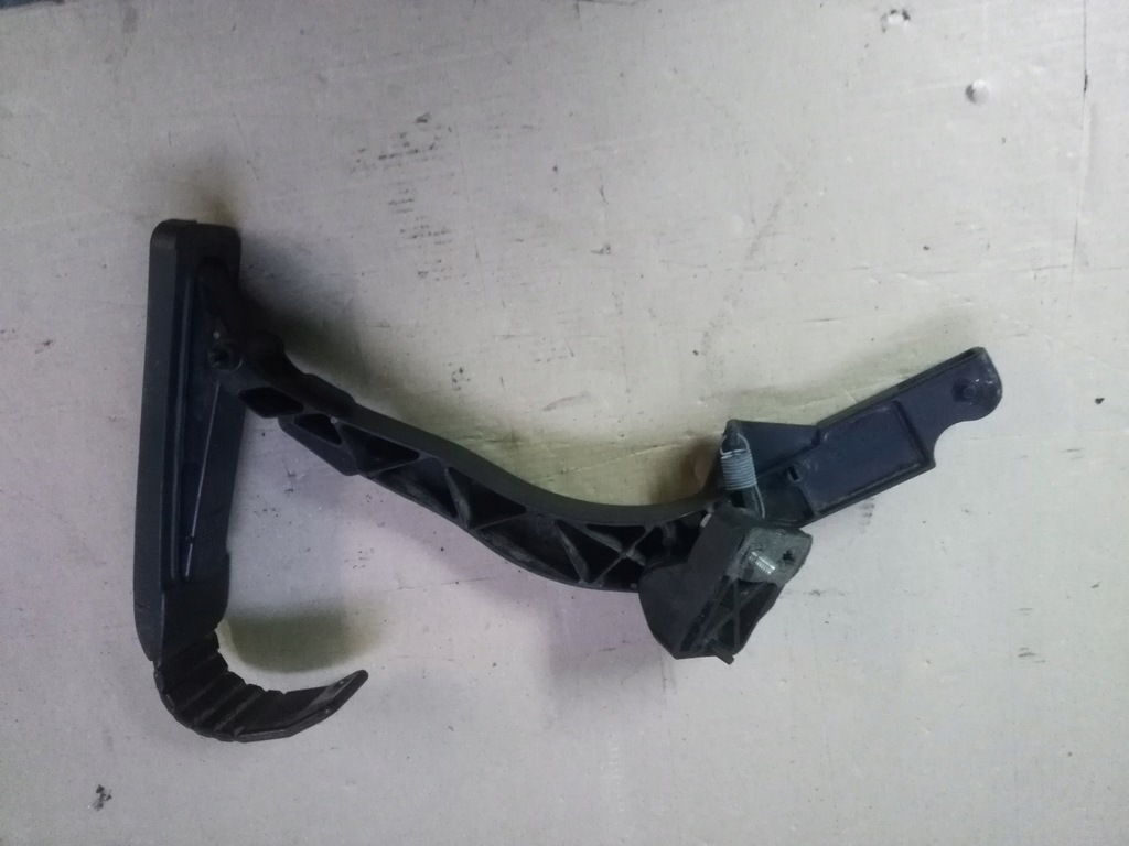 фото №16, Педаль газу mercedes w202 c180 1994