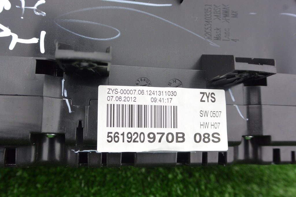 фото №6, Прилади лічильник vw passat b7 b8 usa 561920970b ідеальний стан